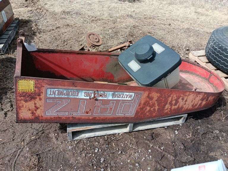 Assorted Silo and Silo Unloader Parts