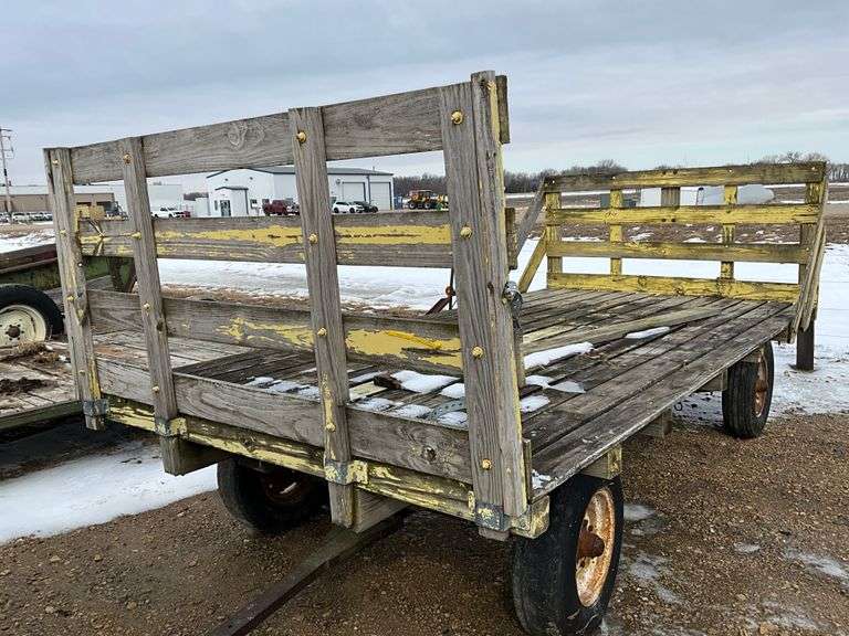 14ft hay rack on JD gear