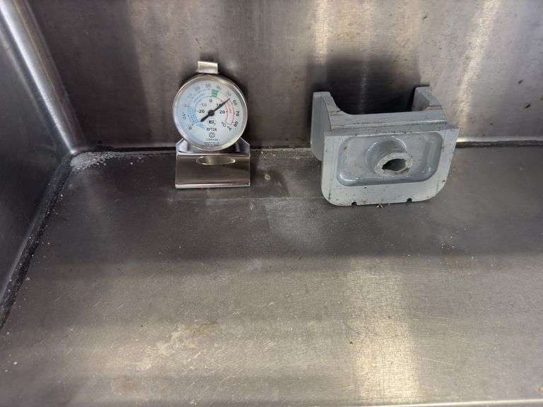 Silver Kin Model SK-2 Imperial Commercial Milk Dispenser Machine, 25"x17"x4