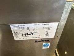 Manitowoc Model QY0214A Ice Maker, NSF, Plastic is Cracked, 26"x33"x27"
