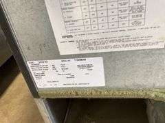 Manitowoc Model QY0214A Ice Maker, NSF, Plastic is Cracked, 26"x33"x27"