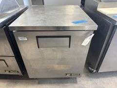 True Model TUC-27 27" Wide Undercounted Refrigerator with 1 Door, 115V Sing