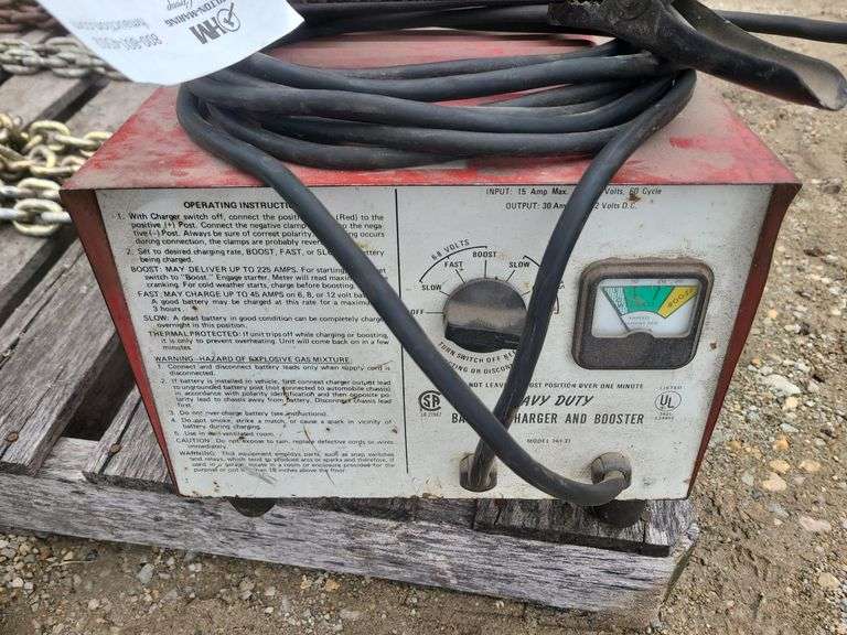 Battery Charger/Booster, 45/225 amp, 6/12 Volts
