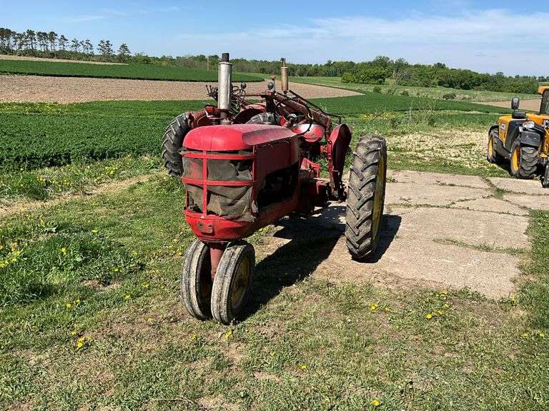 Massey Harris 101 Junior tractor, NF, gas