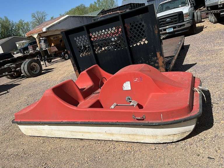 Fiberglass Petal Boat, approximately 5' x9',