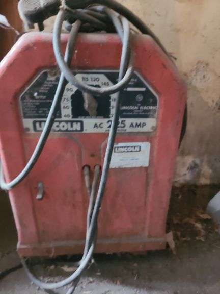 Lincoln 225 Amp AC Tombstone Welder