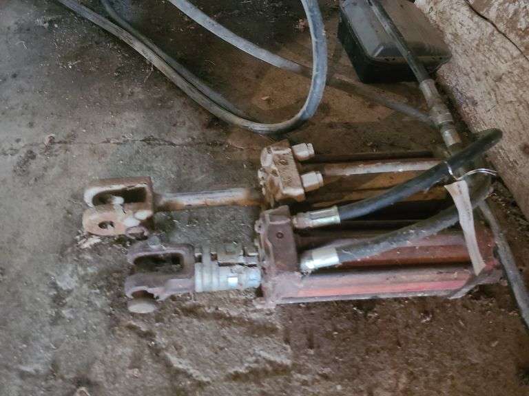 Hydraulic Cylinders