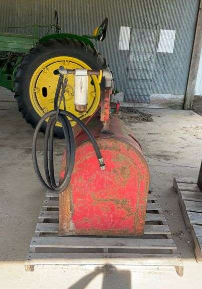 Fuel barrel with pump