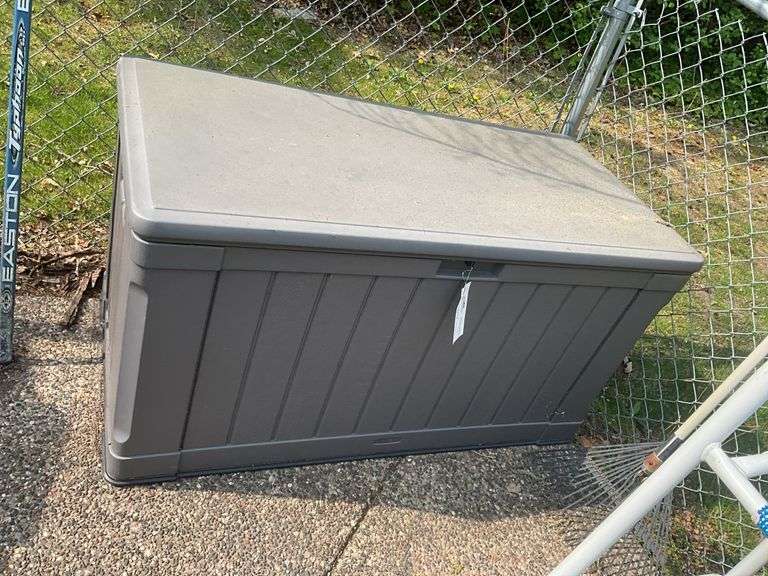 Lifetime Plastic Yard/Pool Storage Box Approximately 25" x 26" x 50.5 ...