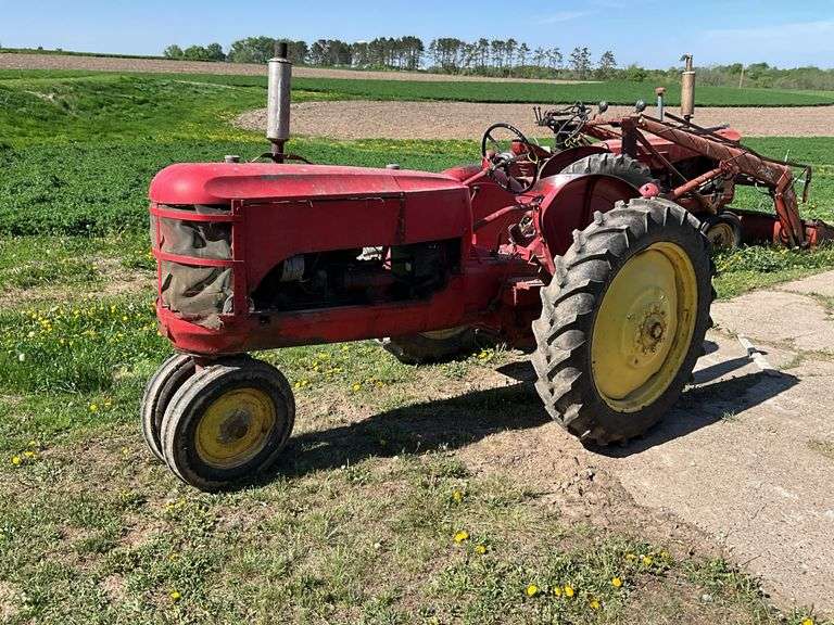 Massey Harris 101 Junior tractor, NF, gas