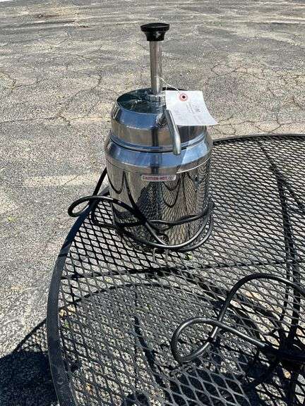 Table Top Warmer Server, Hand Pump, 110V, NSF, Hot Carmel, Located at 21920