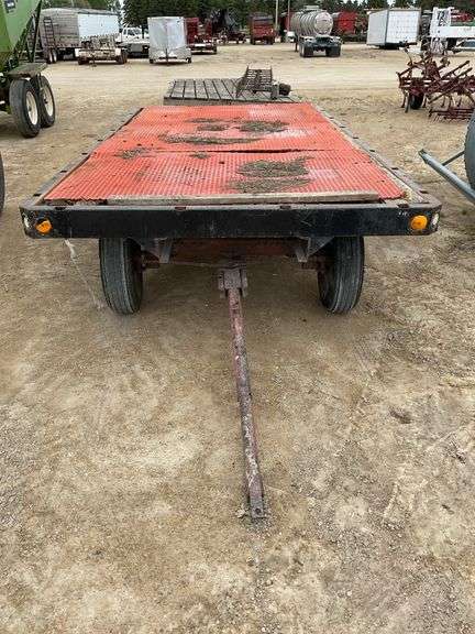 15ft hay rack & gear