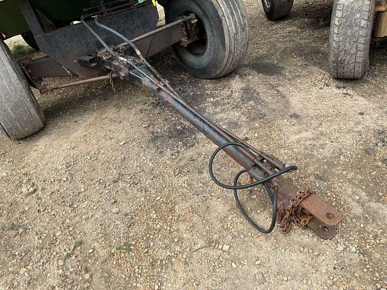 Bird Sall 300bu. Hydraulic Tilt Side Dump