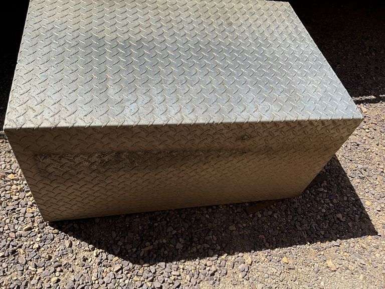 Aluminum Truck Toolbox, 18"x24"x36"