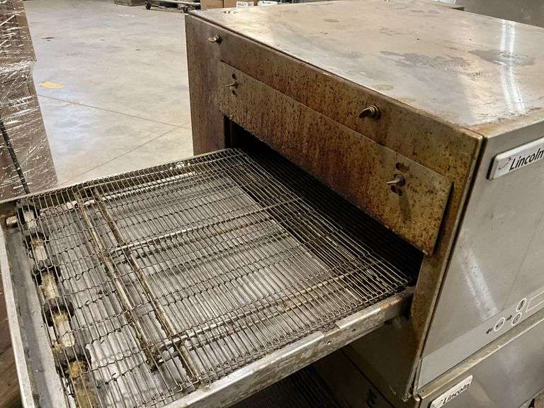 CTI Lincoln Impinger Pizza Oven, 220V - in working order when removed (has 