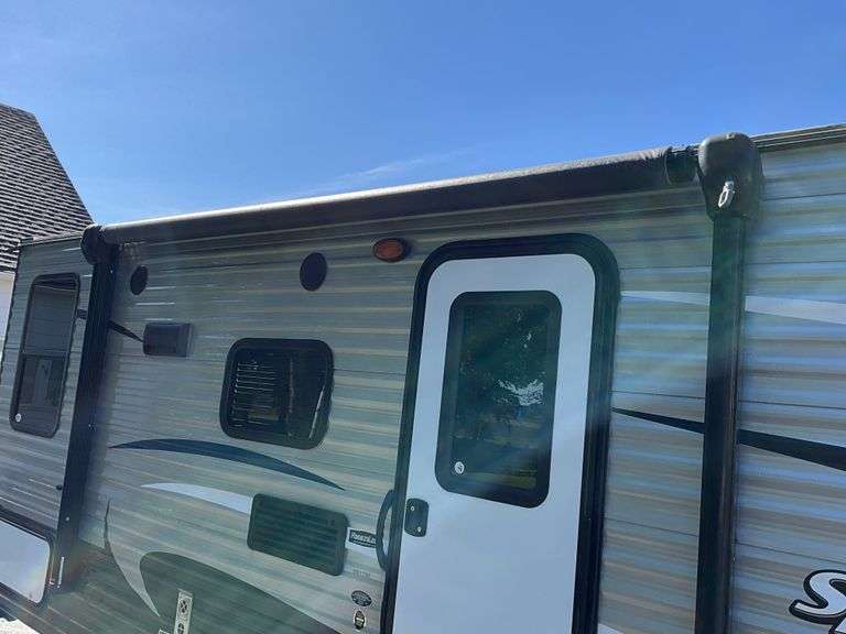 2018 Springdale by Keystone Mini Model SM1750 Single Axle Camper, Bumper Pu