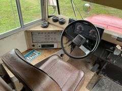 ***1993 Chevy School Bus, 27 Passenger, 4 Speed Au