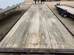 *** 2010 Loadmaster trailer, 32ft dual tandem axle