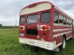 ***1993 Chevy School Bus, 27 Passenger, 4 Speed Au