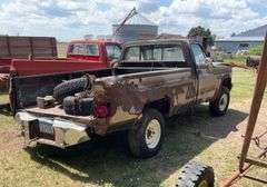 Chev 3/4 ton truck, 4x4, brown.  Non-runner - no title/reg