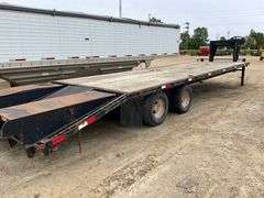*** 2010 Loadmaster trailer, 32ft dual tandem axle