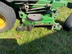 John Deere Z920M Zero Turn Lawn Mower, 620hrs, One