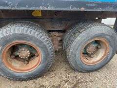 1969 White Construcktor Twin Screw Grain Truck, Crysteel 18' Steel Box and 
