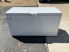 Whirlpool Chest Freezer, Model #WZC3122DW01, 110V,