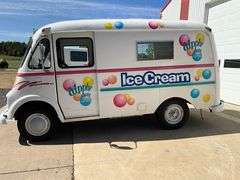 1962 International Metro Step Van Concession Truck, 116,294 miles showing,