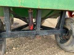 Bird Sall 300bu. Hydraulic Tilt Side Dump