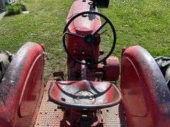 Massey Harris 101 Junior tractor, NF, gas