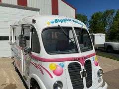 1962 International Metro Step Van Concession Truck, 116,294 miles showing,