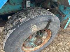 1969 White Construcktor Twin Screw Grain Truck, Crysteel 18' Steel Box and 
