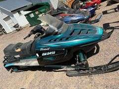 Polaris Indy Touring Snowmobile, Reads 5070 miles, Needs Engine