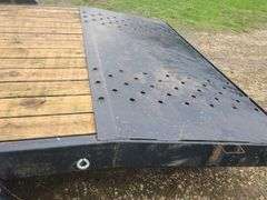 2005 Forest River Flatbed Trailer, 18', 3500lbs Tandem Axle, Fenders, Hidea