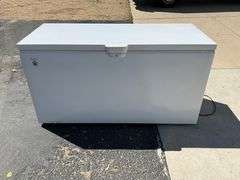 Whirlpool Chest Freezer, Model #WZC3122DW01, 110V,