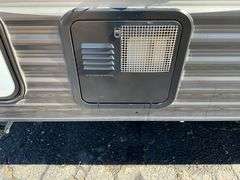 2018 Springdale by Keystone Mini Model SM1750 Single Axle Camper, Bumper Pu