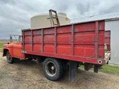 !!!!1958 Chevy Viking 40 Grain Truck, Single Axle, Chevy 327 V8 Gas, 12' St