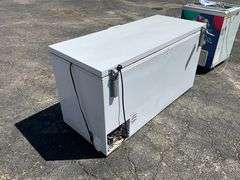 Whirlpool Chest Freezer, Model WZC3122DW01, 65"x27