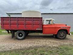 !!!!1958 Chevy Viking 40 Grain Truck, Single Axle, Chevy 327 V8 Gas, 12' St