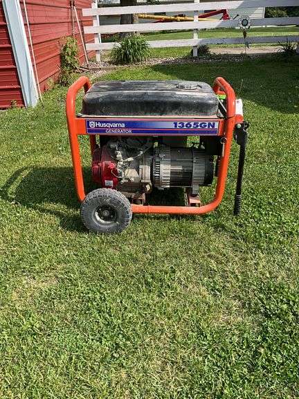 Husqvarna Generator Model 1365GN, 13hp Motor, 115 Hrs, One Owner,