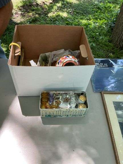 VIntage hat & box; cigar cases; boxes; misc