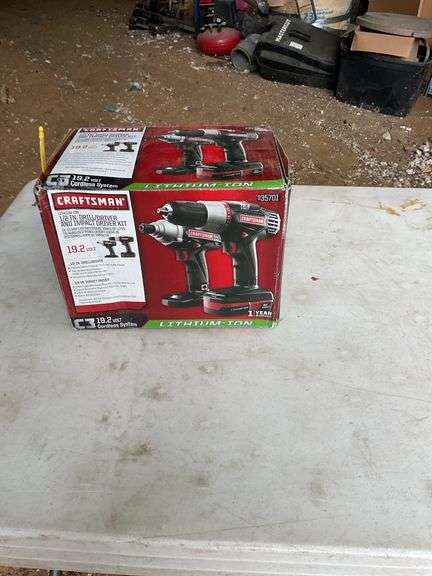 Craftsman 19.2V lithium ion 1/2" drill driver & impact driver kit