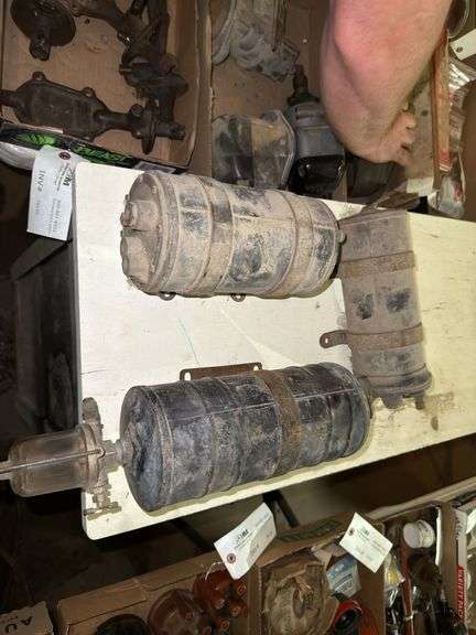 Fuel Canisters for Vintage Ford Cars