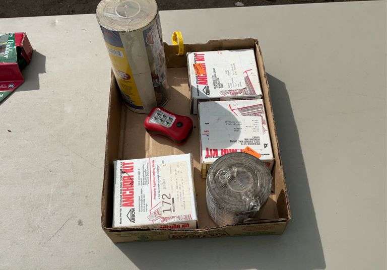 Flat of door/window sealing tape, window kits