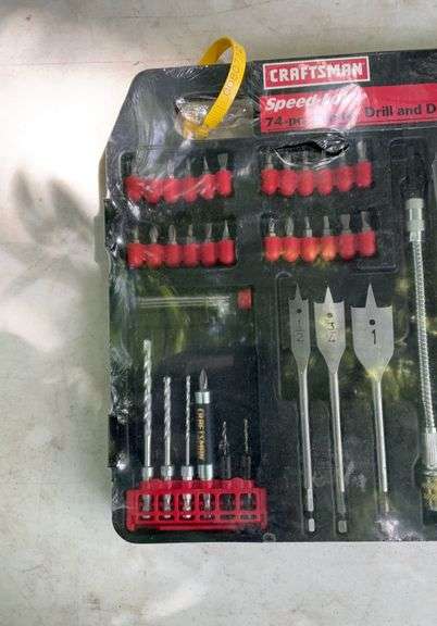 set of craftsman 72pc drill & driver set