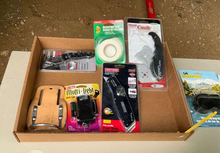 Utility knives, hammer belt loop, mini lights