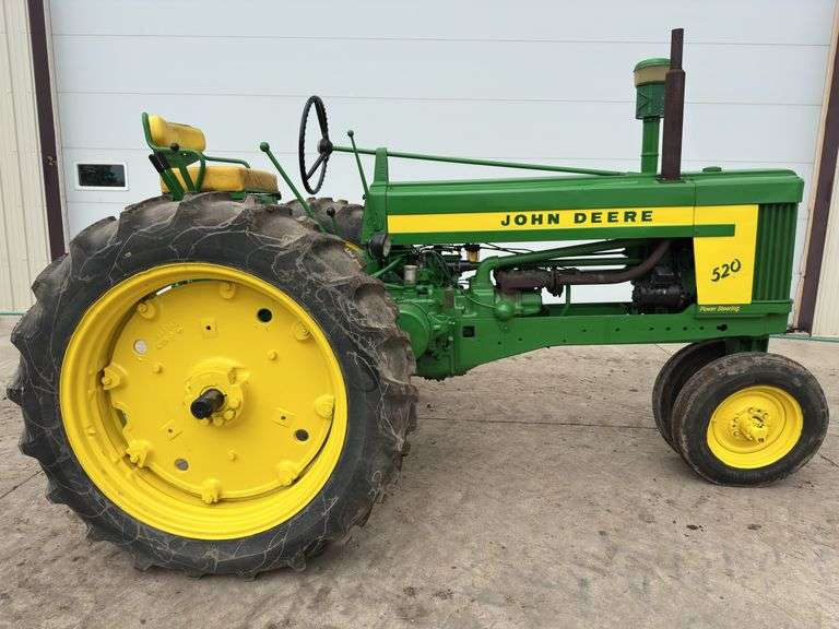 1958 John Deere 520 Gas Tractor, Electric Start, 3pt., Restored, Roll-O-Mat