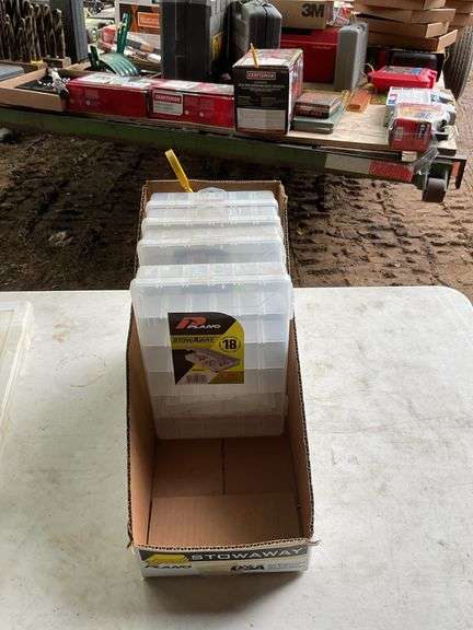 Box with 7 plastic divided cases