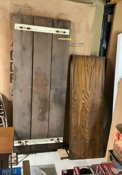 Table top and desk top wooden